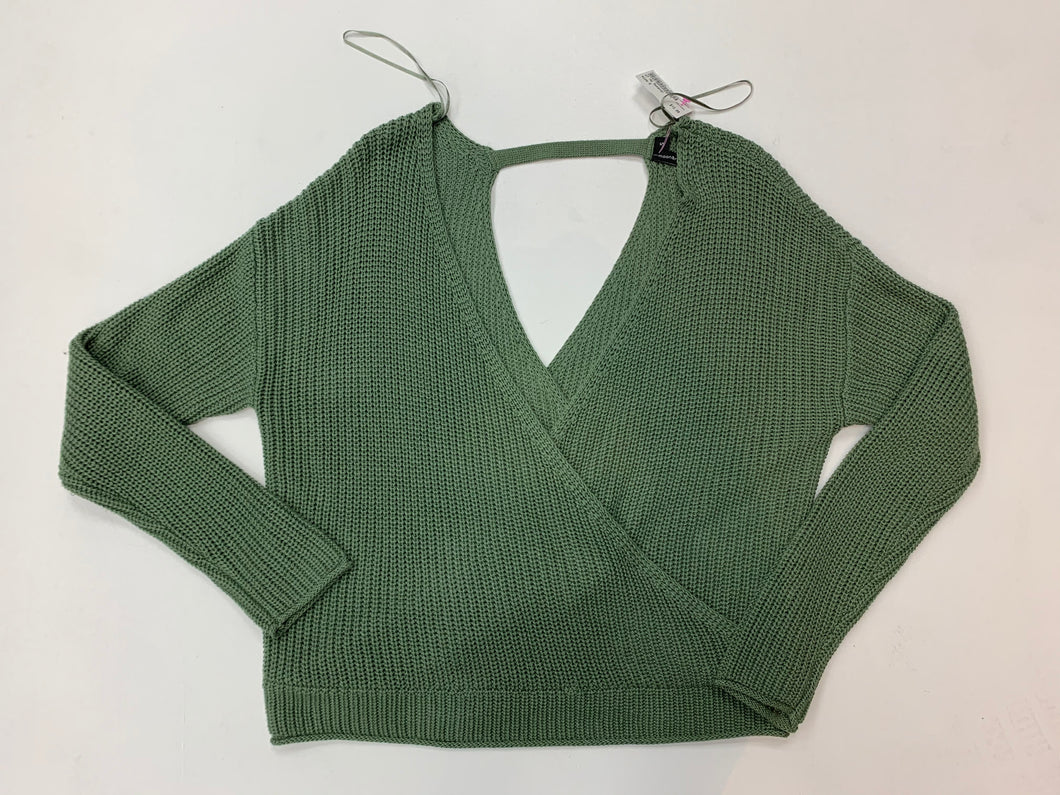 Womens Sweater Small-CA8C4C0E-3D24-4ACC-B97F-E29D94AC364A.jpeg