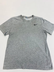 Nike Mens T-shirt Size Medium