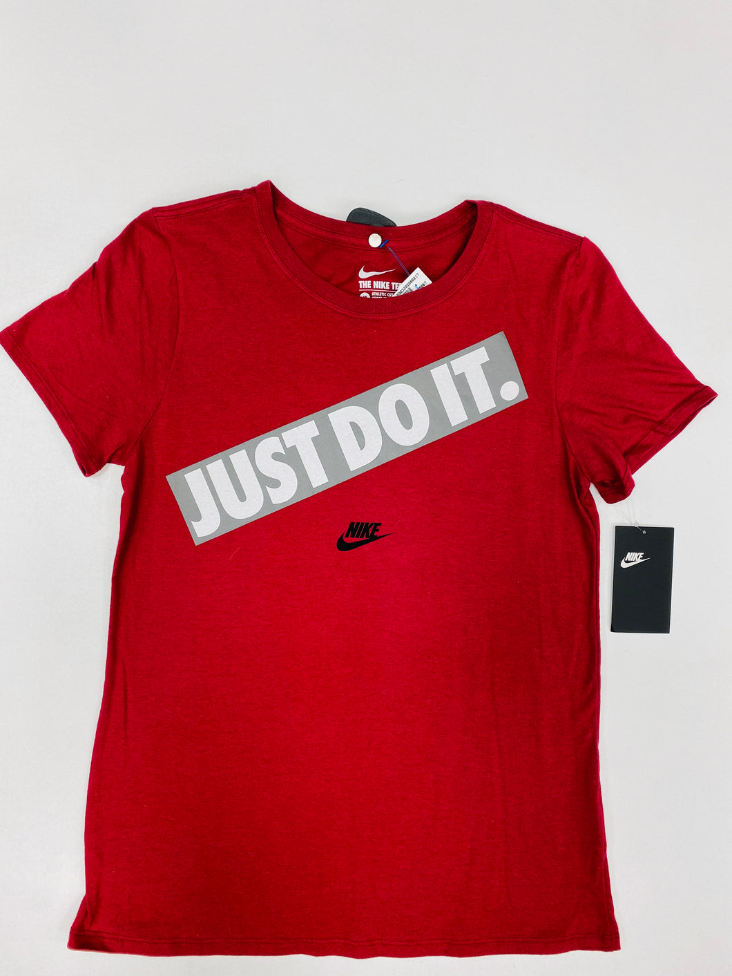 Nike Womens T-Shirt Medium-830F7B9D-3CA1-4BA1-B9CF-2820D2A82F46.jpeg