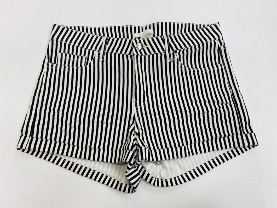 H & M Shorts Size 7/8