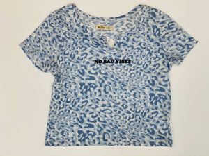 Hollister Womens T-Shirt Small-E38FF459-A4B1-4403-A466-A264932AF17C.jpeg